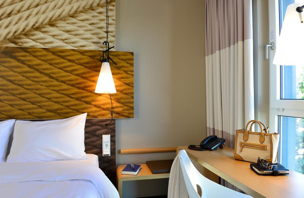 Ibis Muenchen Airport Sued Hotel Hallbergmoos Exterior foto